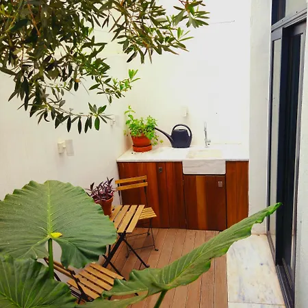 Stijlvolle Loft Met Patio In De Acropolis Buurt Athens